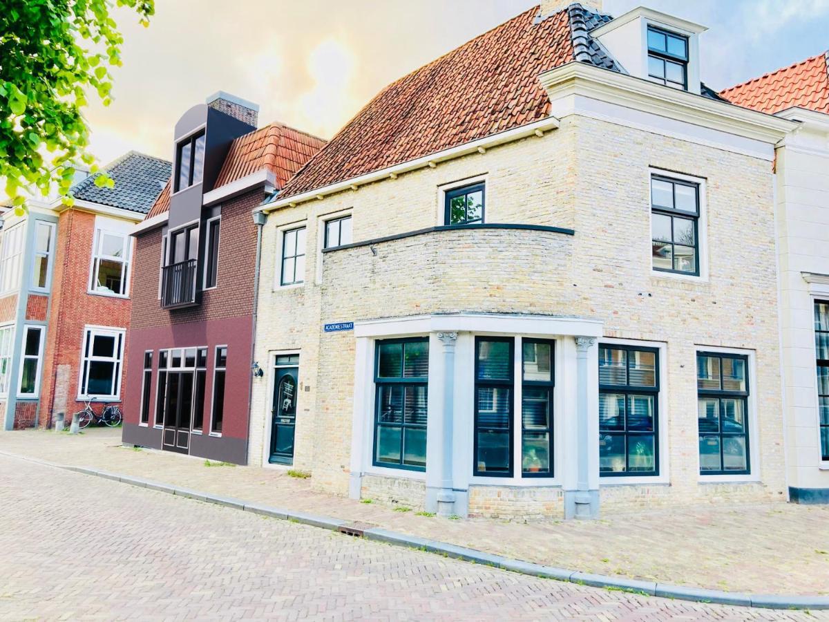 Stadshotel De Academie フラネケル エクステリア 写真